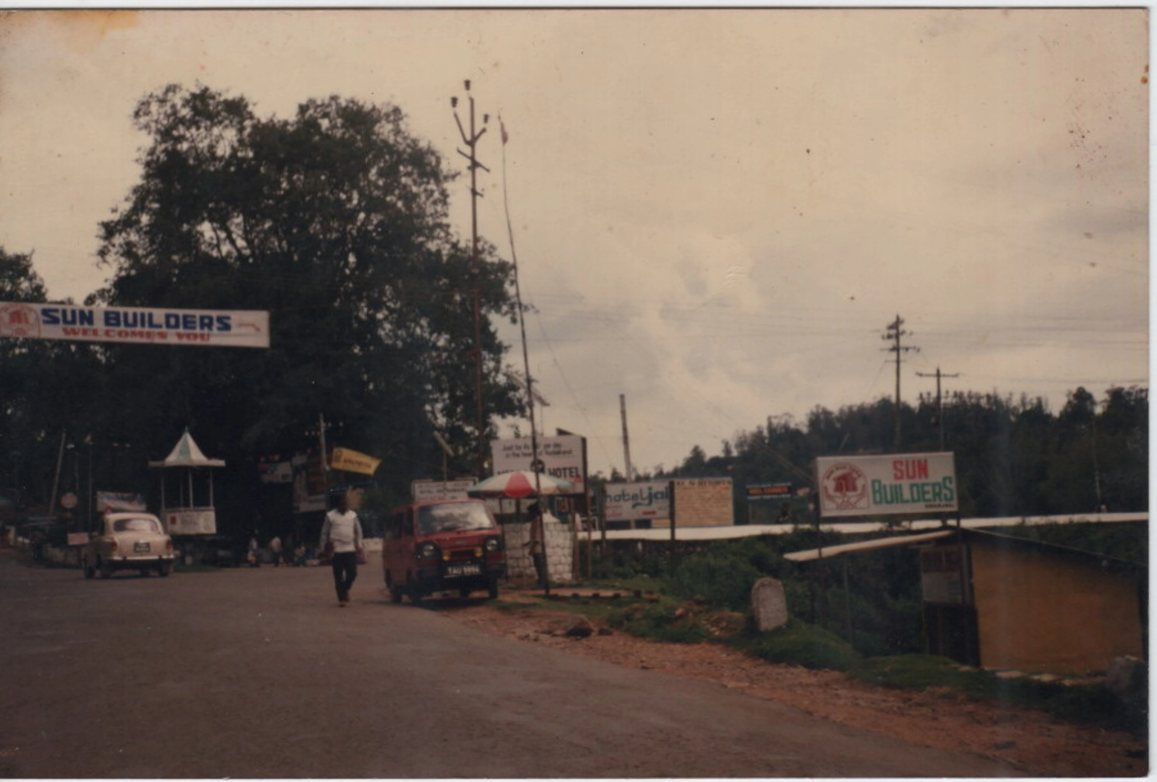 Sun Builders Office from 1987 gallery image