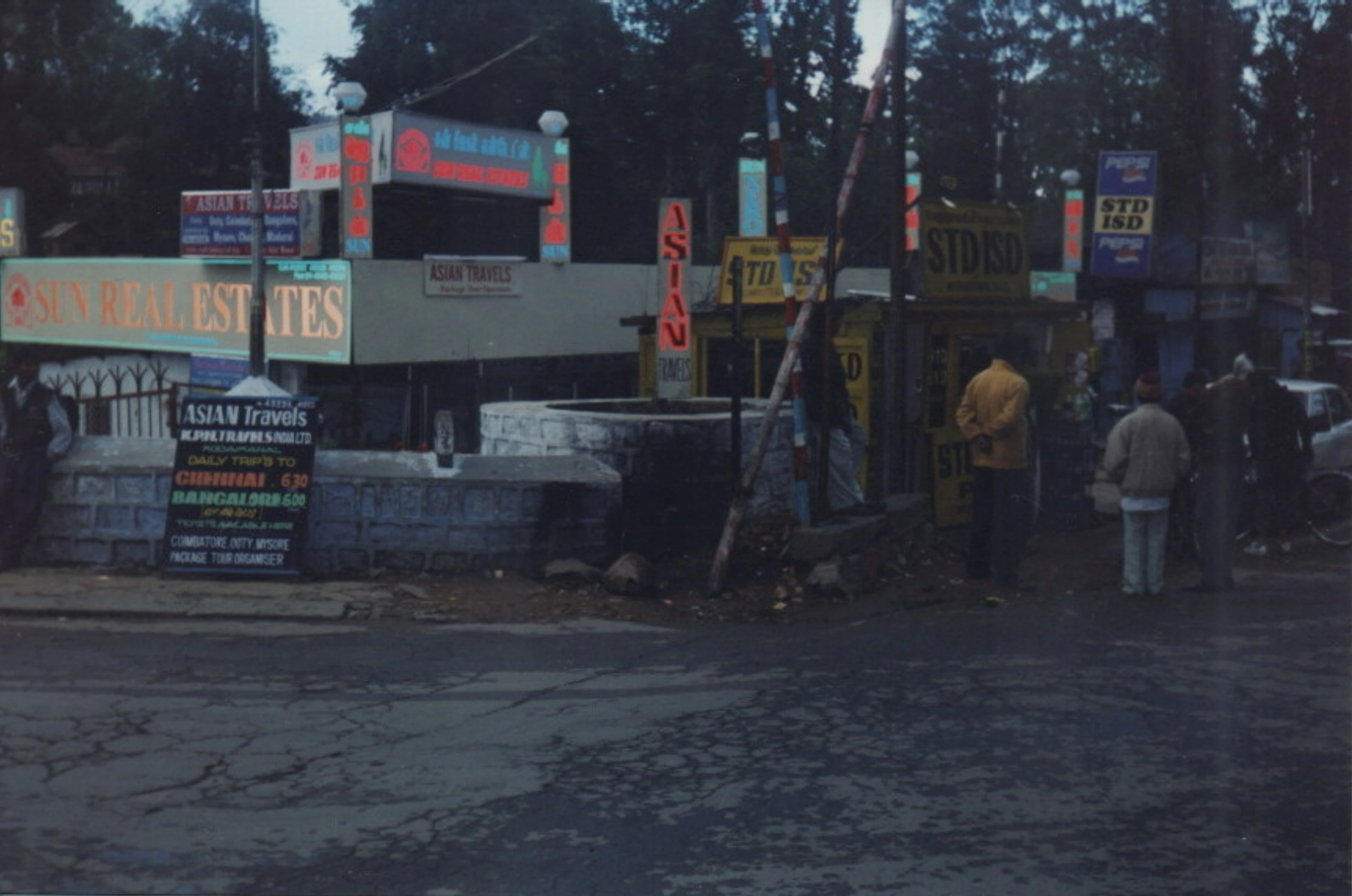 Sun Builders Office from 1987 gallery image